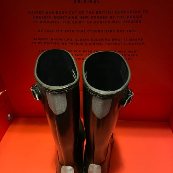 Hunting for Hunters - Picture 3 of 3